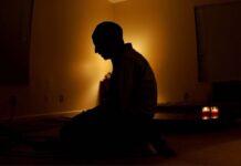 Asal Muasal Bacaan Tasyahud