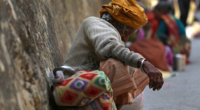 Mencintai Fakir Miskin, Meraih Kunci Surga